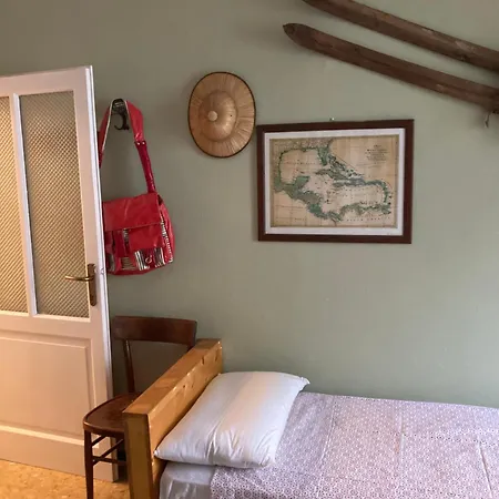 Cozy Flat In Pedestrian Old Village Apartment